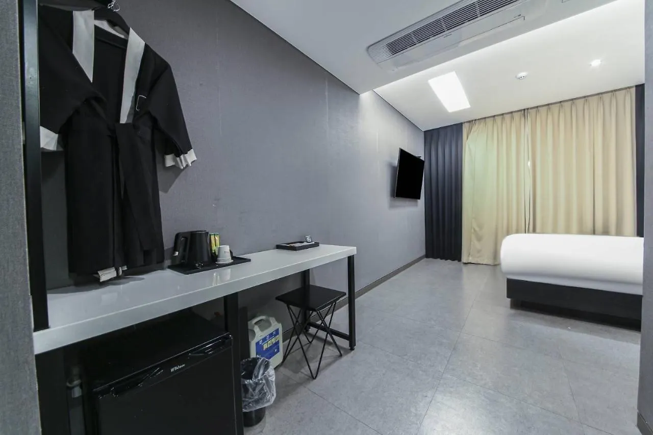 Zam 101 Hotel Busan