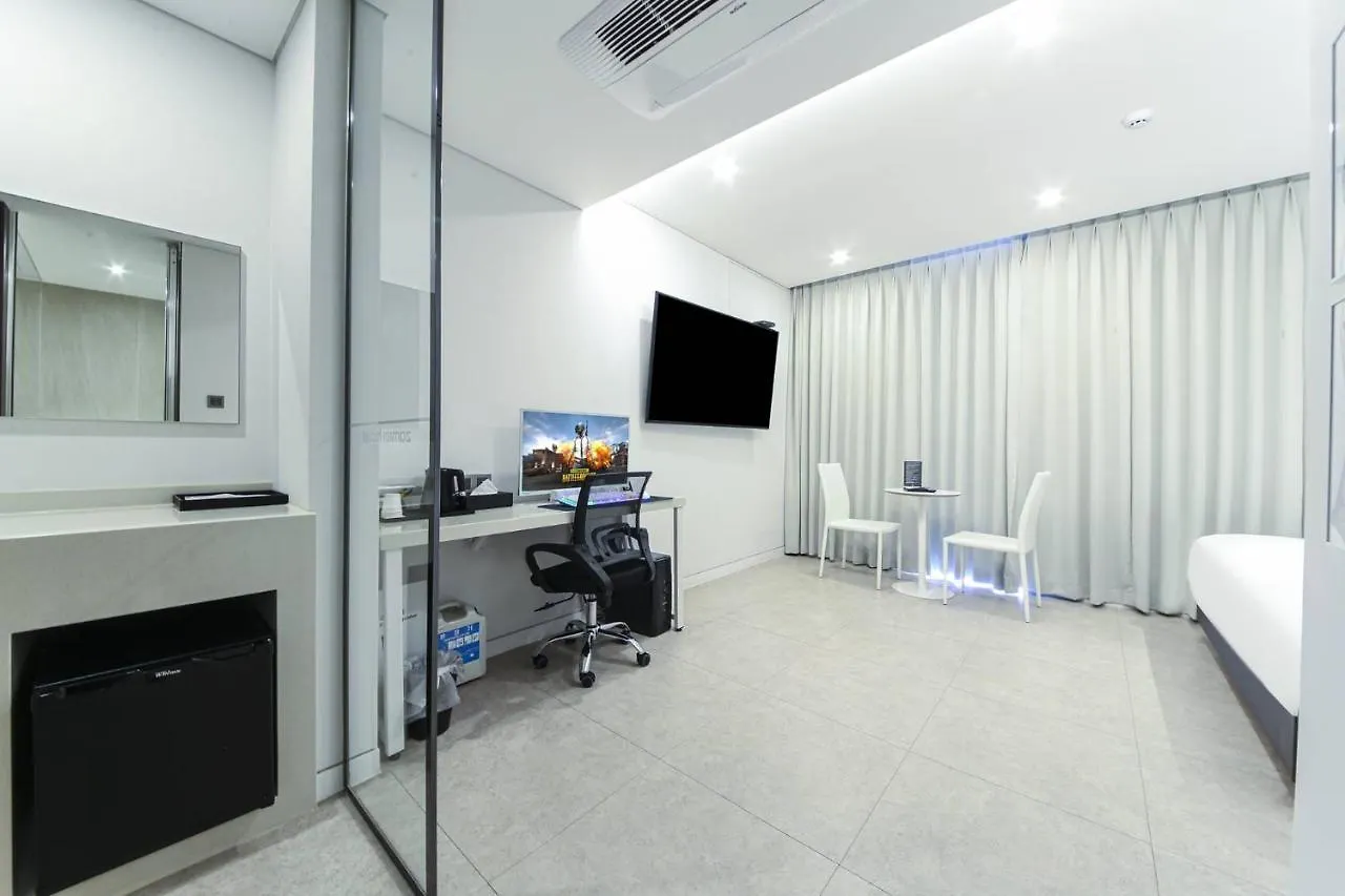 Zam 101 Hotel Busan